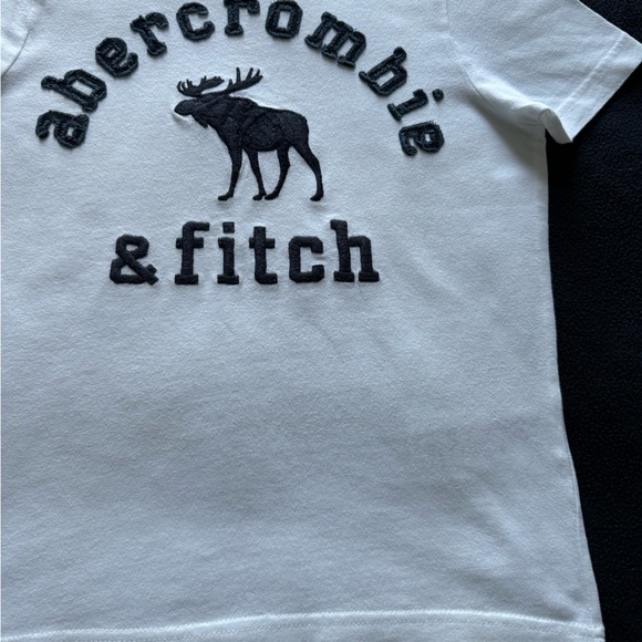 Abercrombie Kids T-Shirt Size S - Picture 4 of 10